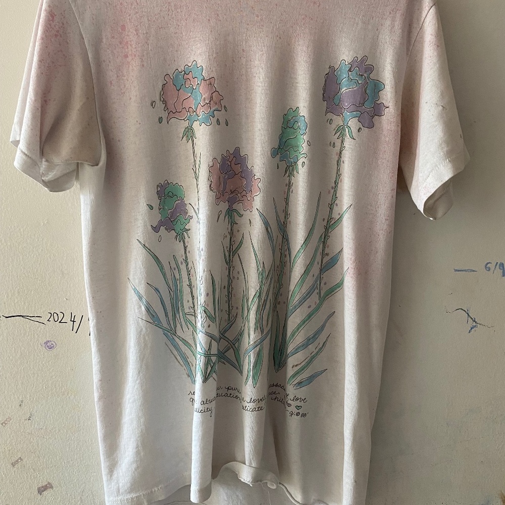 Vintage flower T shirt  Woman L $65